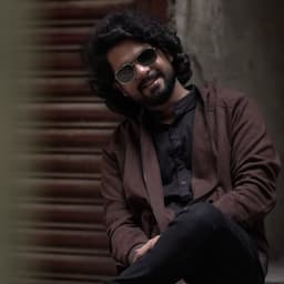 Rahul Pemballa's avatar